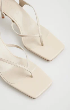 Skórzane sandały na obcasie^Vistula Fashion